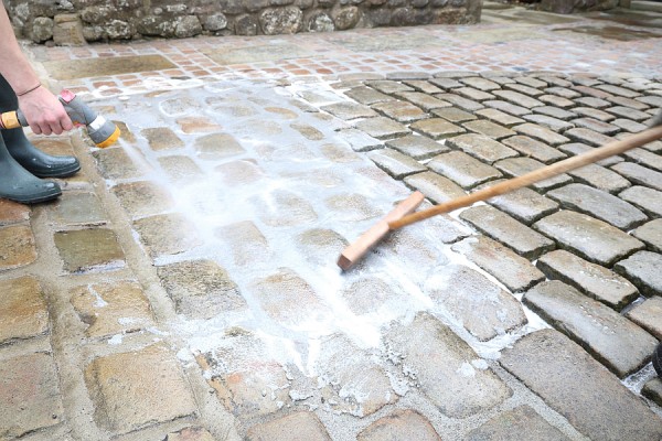 applying patio grout