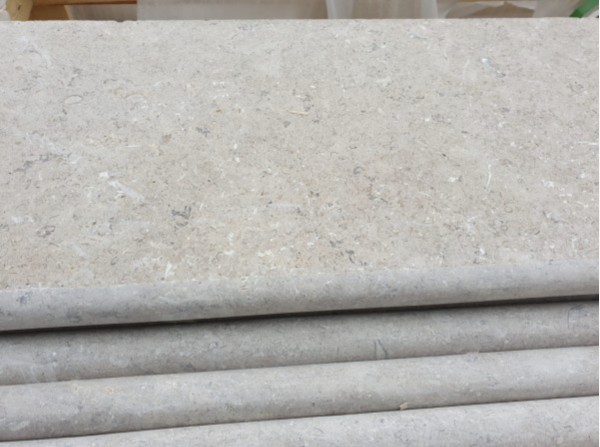 Sinai Pearl Beige Honed/Tumbled Pre-Sealed Limestone Bullnose Steps/Copings