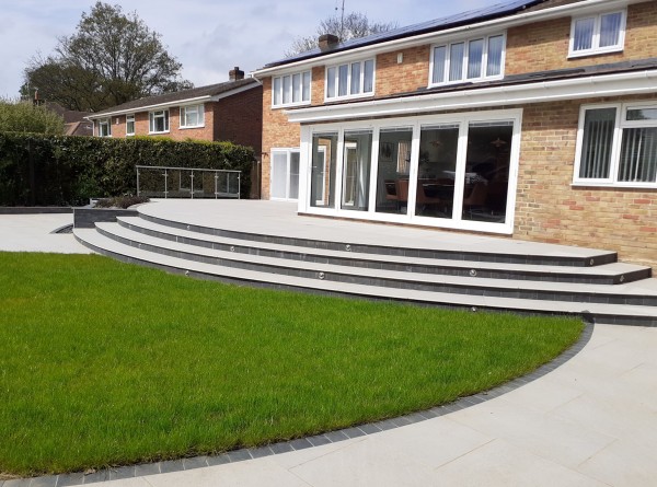 Sabbiosa Grigio Porcelain Paving