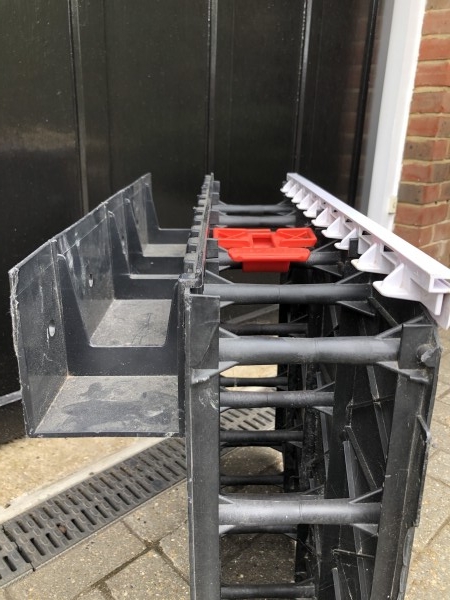 Gutter For Copings & Liner Lock Delivered With Block
