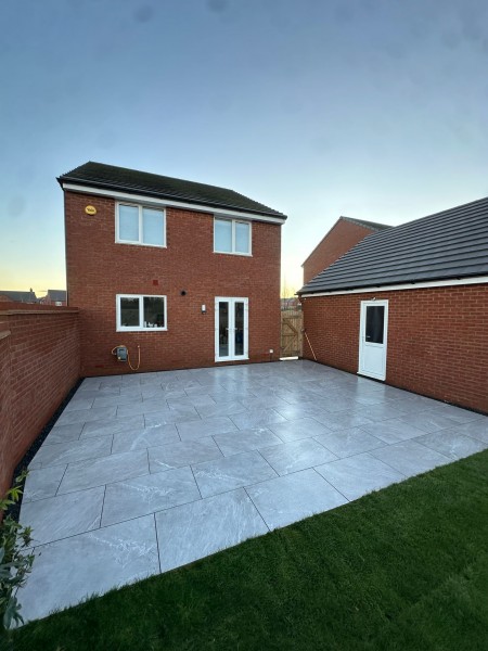 Cardosa Grigio Chiario Porcelain Paving