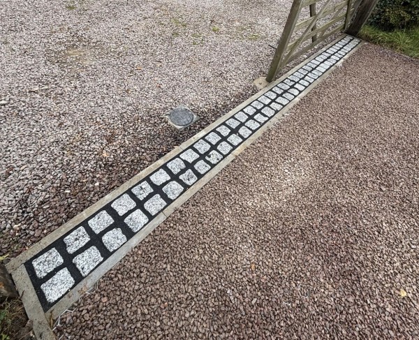 silver grey granite setts