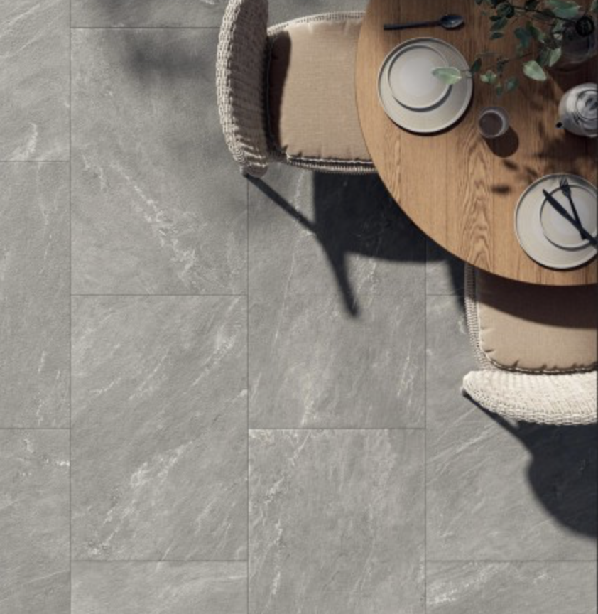 Cards Grigio Chiario porcelain paving