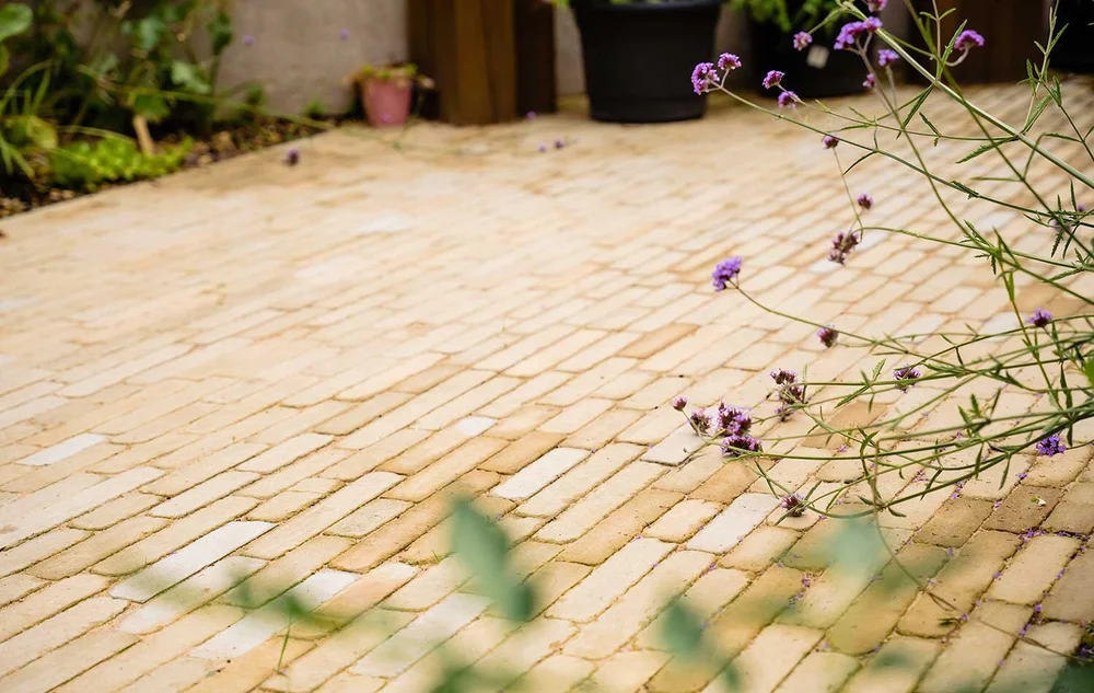 Paving with the Sinai Limestone setts