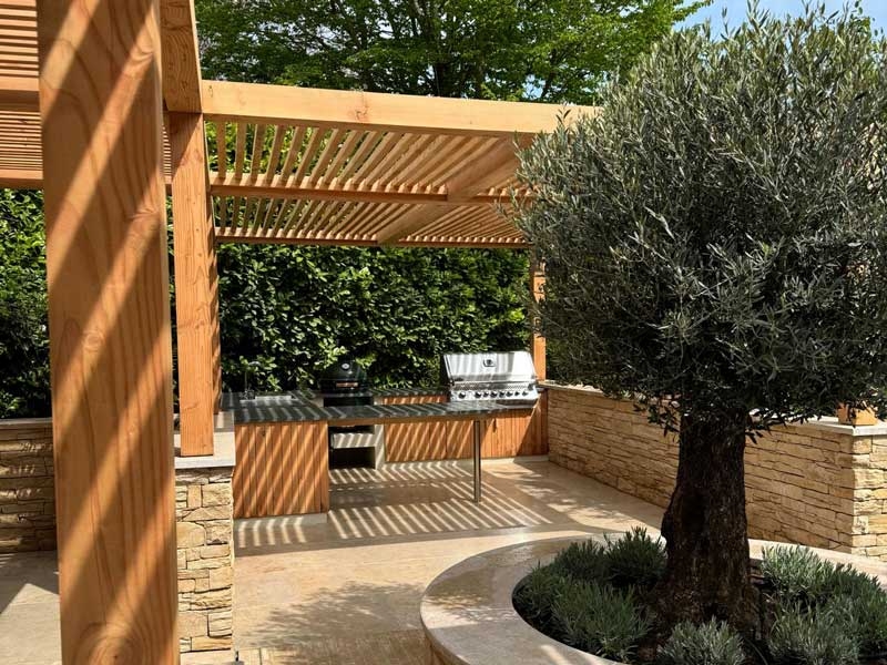 Pergola Garden Weather-proofed By Tom Howard Pietra Jura Beige Porcelain Paving